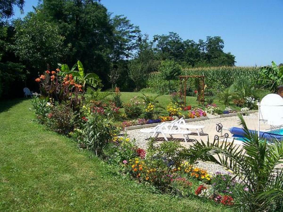 La Gamardaise - M.Millot Bed and Breakfast Gamarde-les-Bains Εξωτερικό φωτογραφία