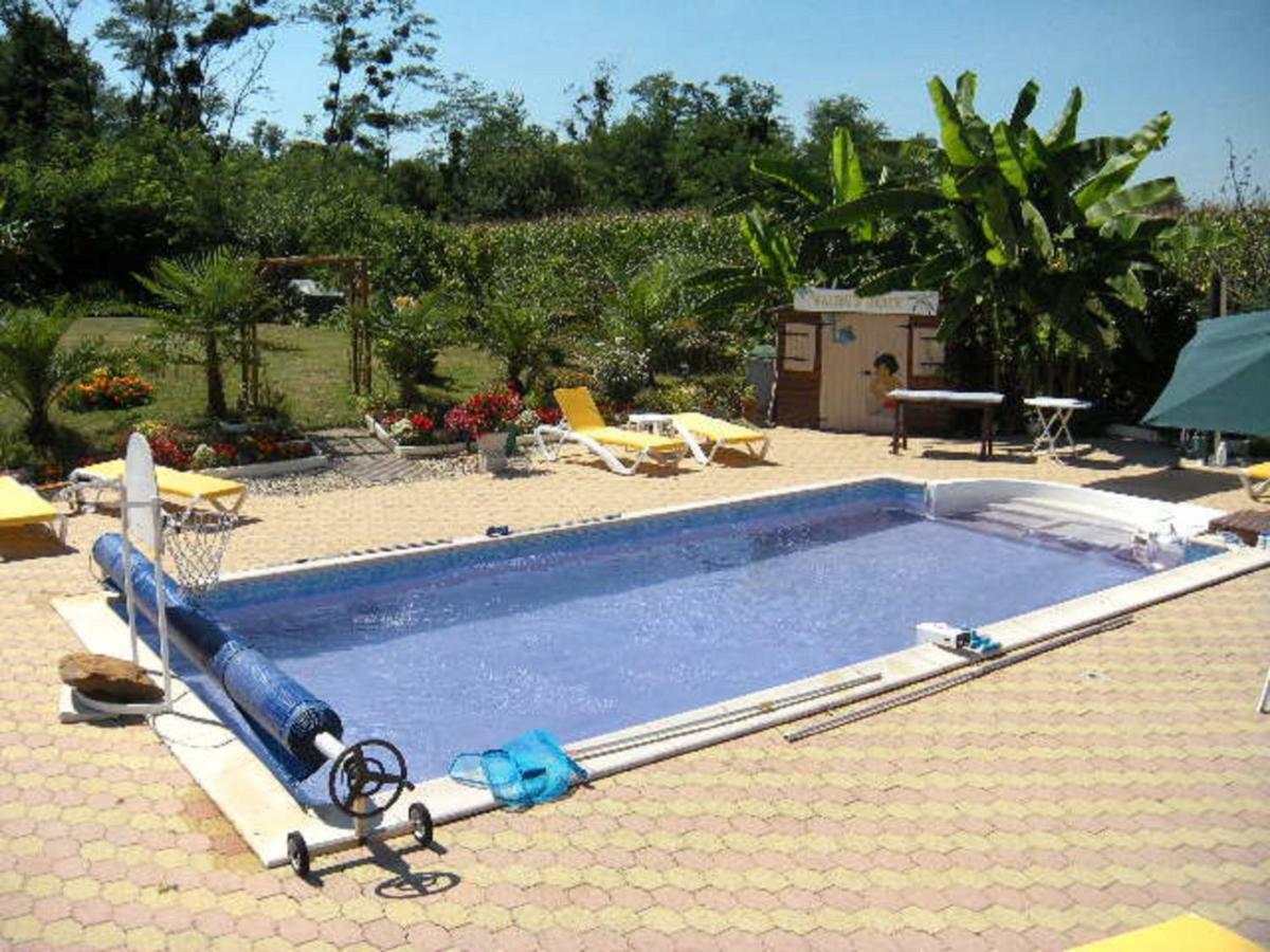 La Gamardaise - M.Millot Bed and Breakfast Gamarde-les-Bains Εξωτερικό φωτογραφία
